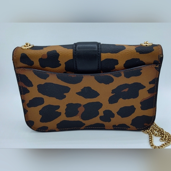 COACH Signature Leopard Chain Crossbody Wallet Bag Horse Carriage EUC - Picture 4 of 8